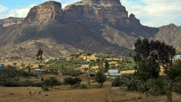 Ethnic group fears as Tigray war hit 6th month.